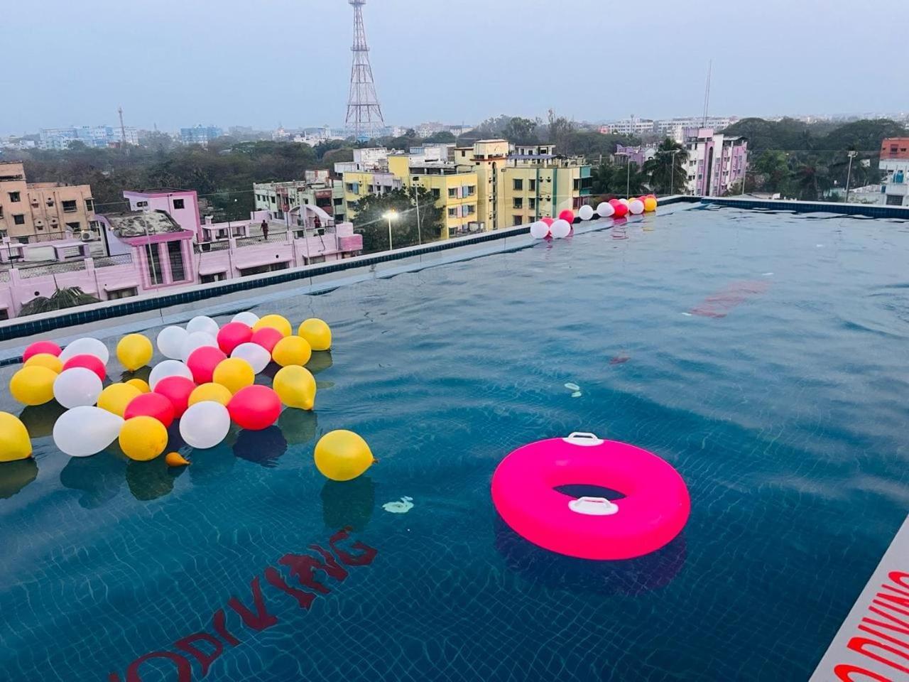 Hotel Lake View Baharampur Exteriér fotografie